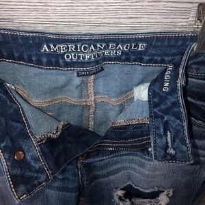 American Eagle Outfitters Jeans - American Eagle | Destroyed Stretch Jegging (Sz 14) American Eagle Outfitters Jeans - American Eagle | Destroyed Stretch Jegging (Sz 14)